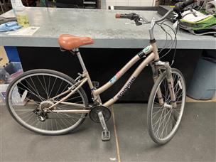 Schwinn clear creek store bike